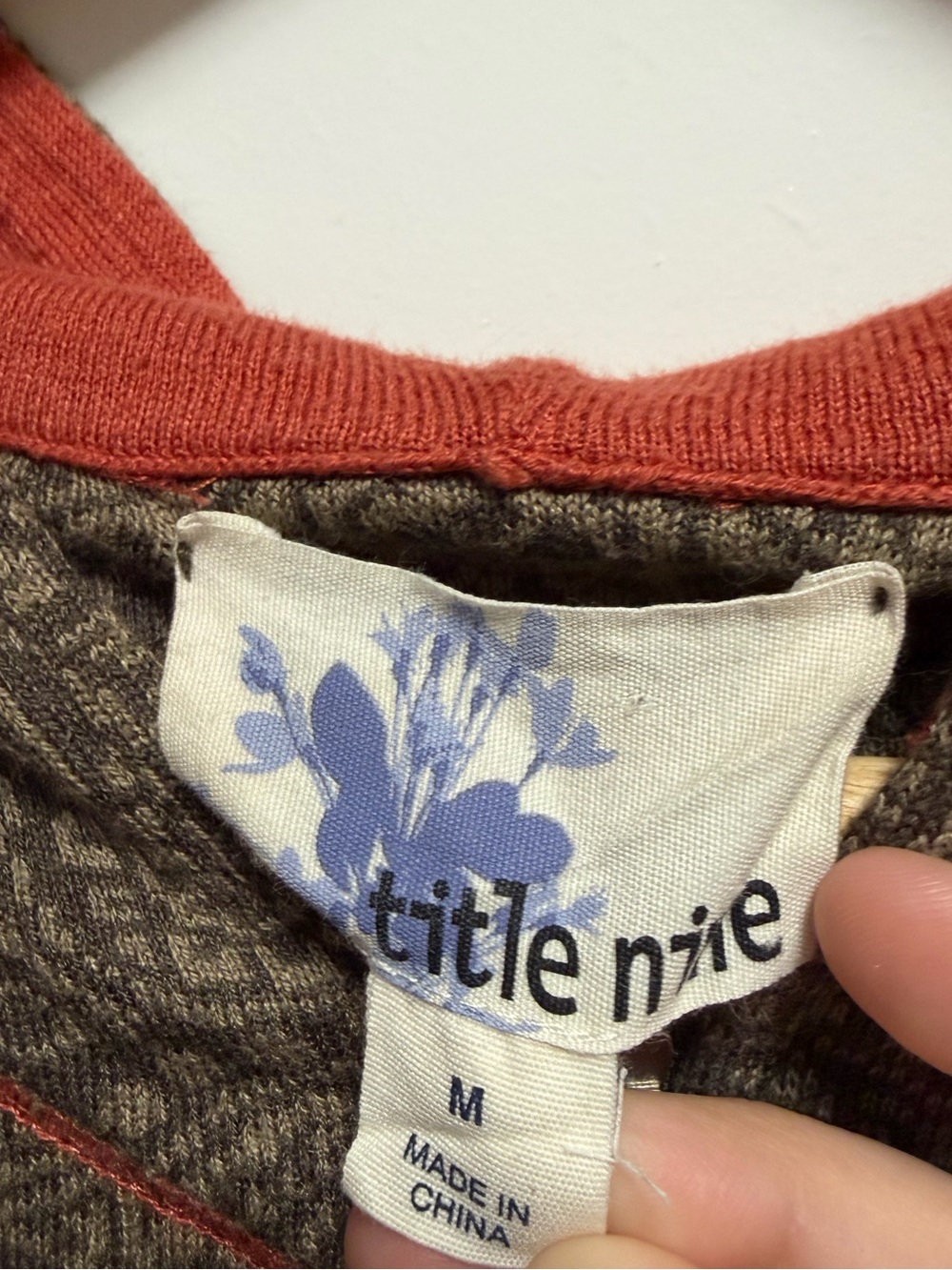 Title Nine Full-Zip Performance Knit Hoodie Brown Paisley with Coral Size Medium - Picture 2 of 6